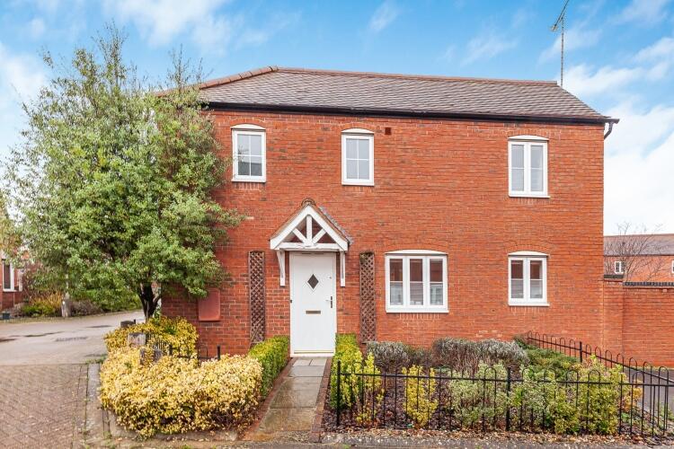 Main image of property: Parsley Place, Banbury