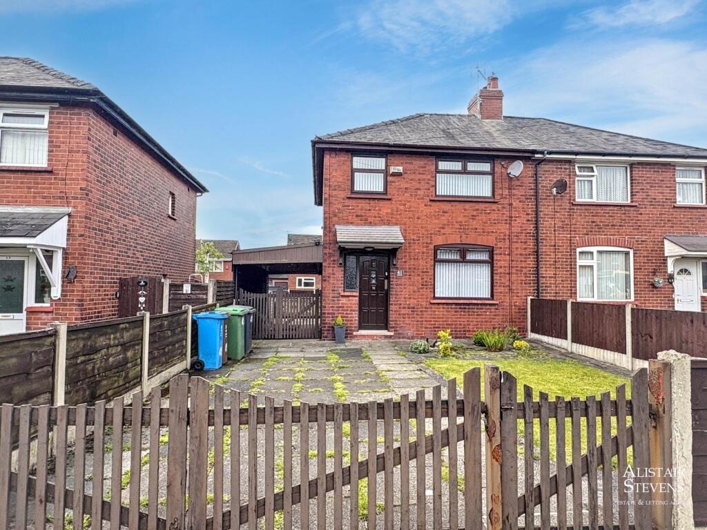 Main image of property: Parkway, Chadderton