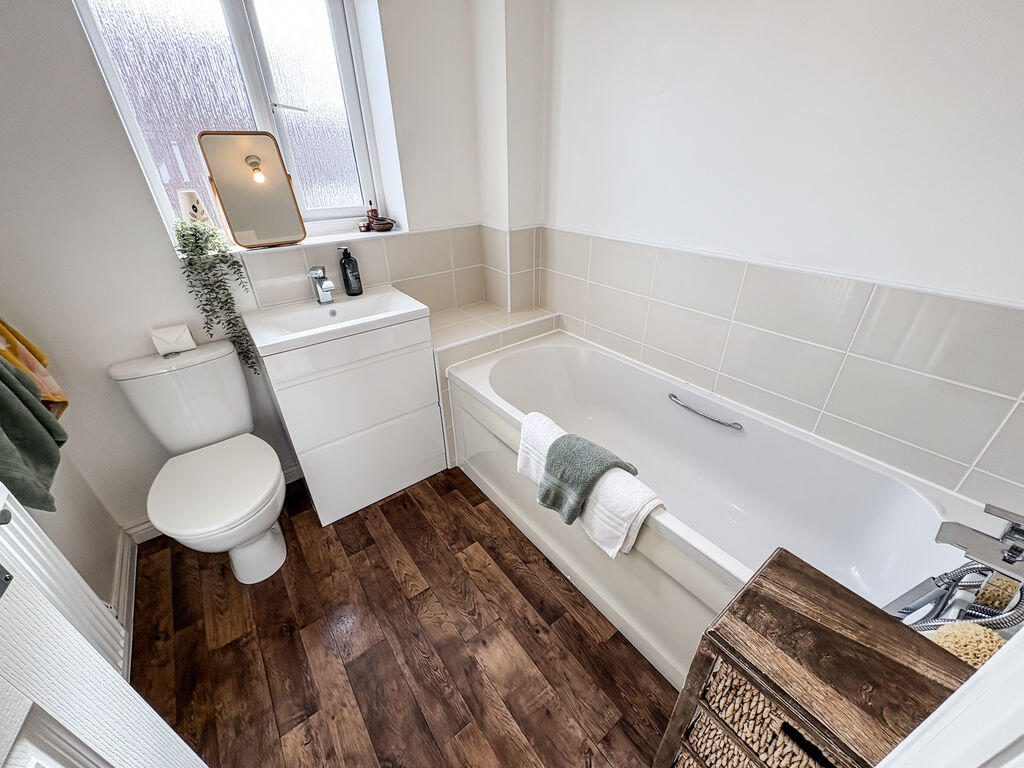 House in Newcastle upon Tyne - View 5