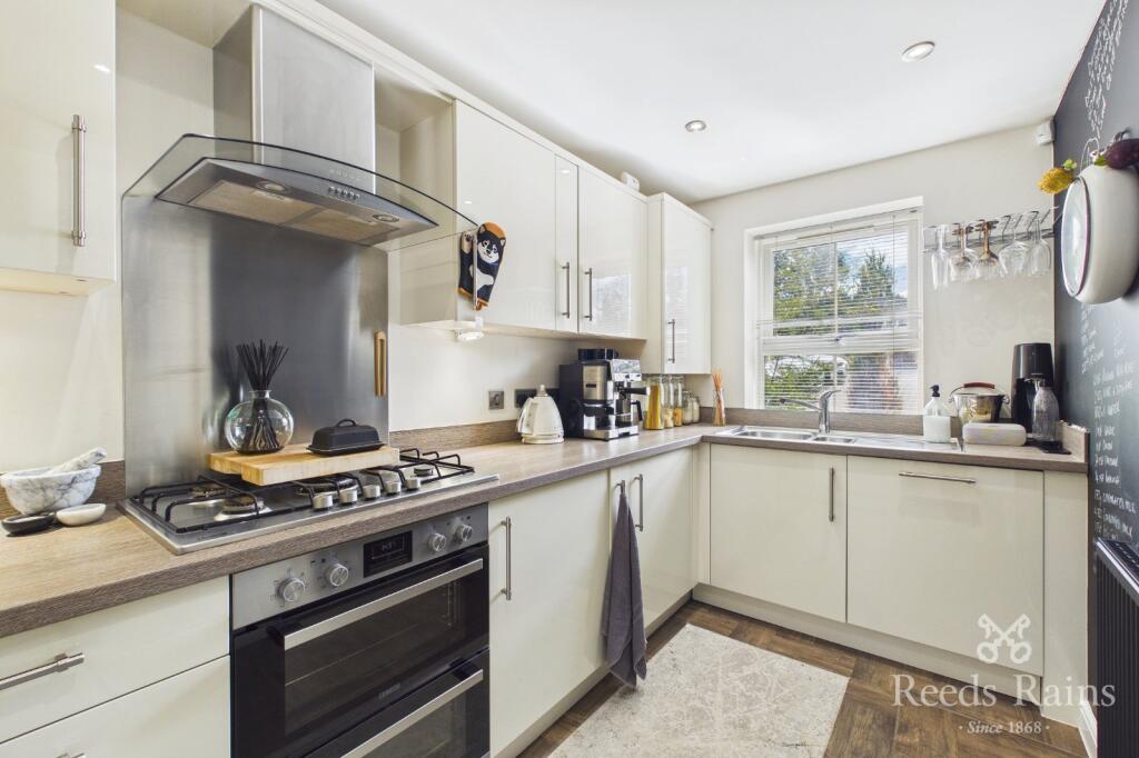 House in Wakefield - View 4