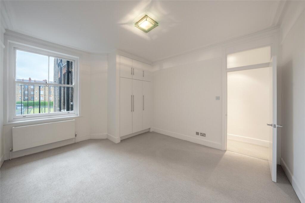 Apartment in London - More