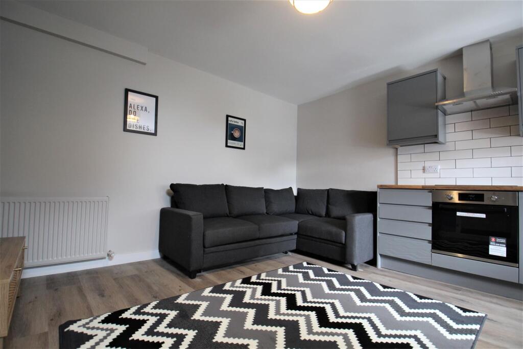 House in Leeds - View 4