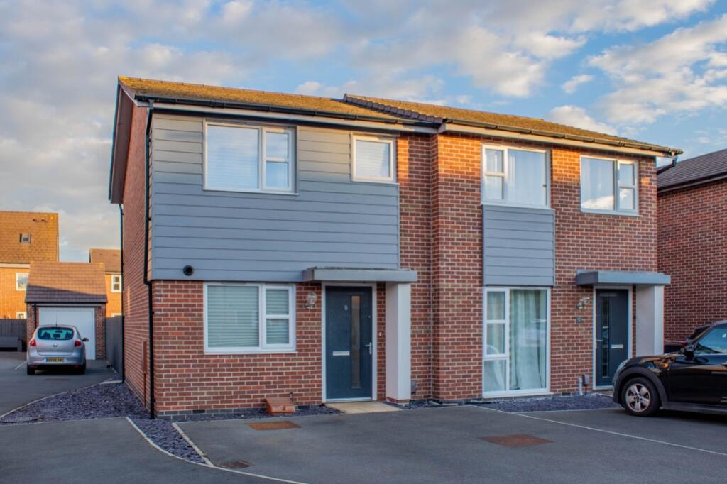 Main image of property: Harvest Close, Beeston, Nottingham, Nottinghamshire, NG9