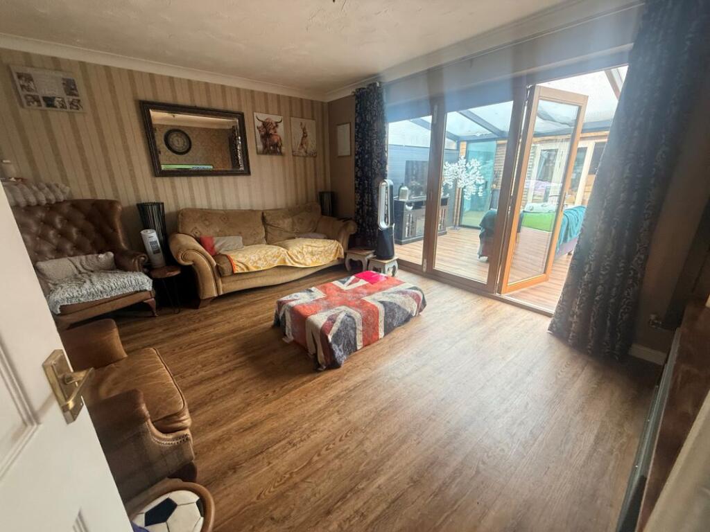 House in Northampton - View 5