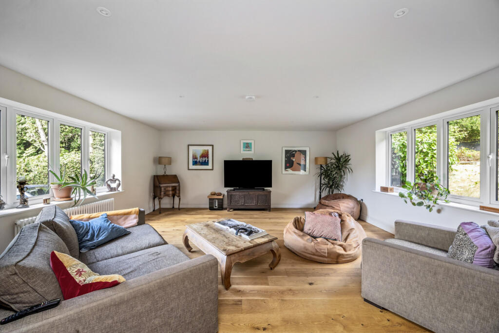 House in Tonbridge - View 5