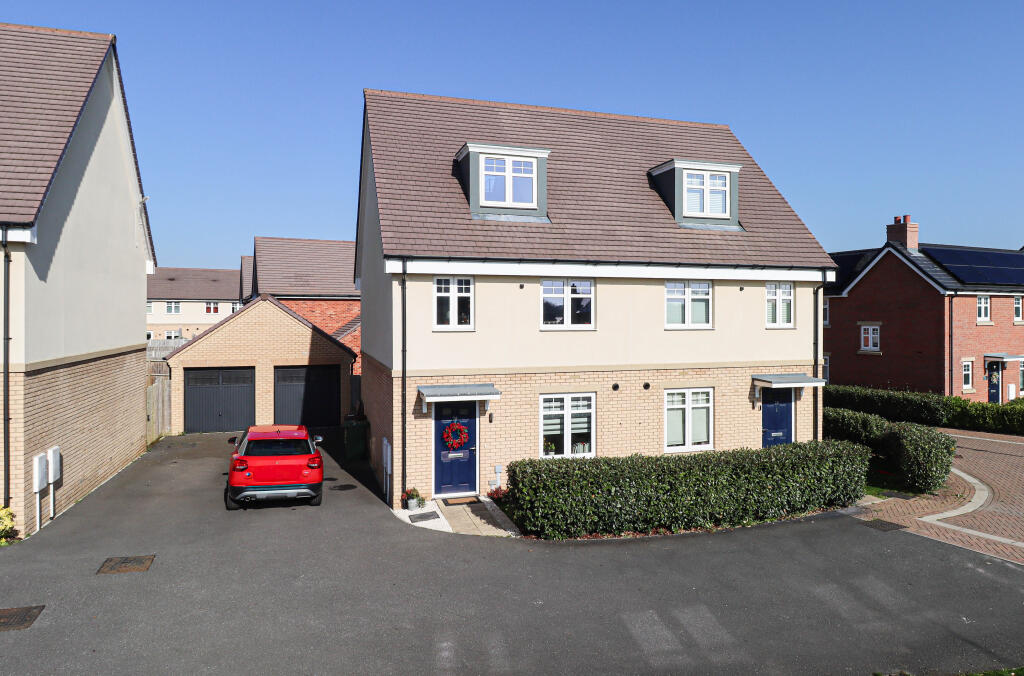 Main image of property: Falcon Way, St Albans, AL4