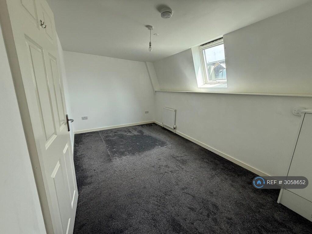 Apartment in Bristol - View 4
