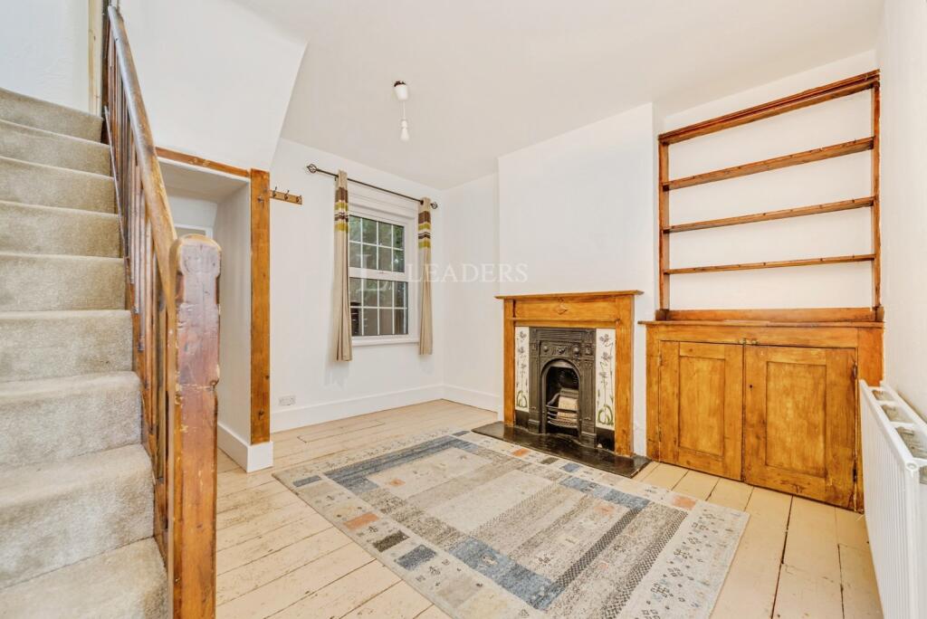 House in Reigate and Banstead, Surrey - View 3