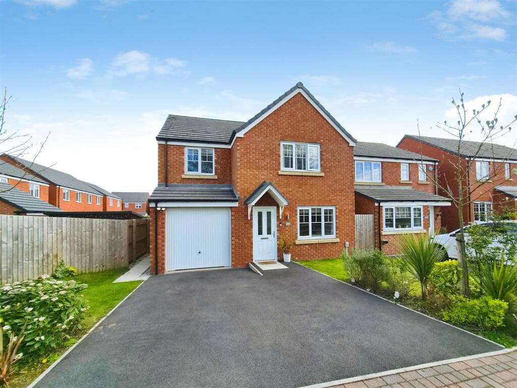 Main image of property: Comfrey Avenue, Sandbach