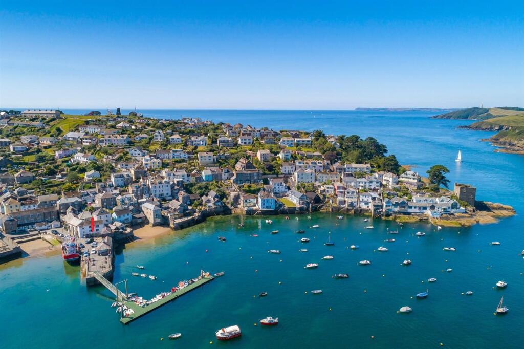 Main image of property: The Quay, Polruan, Fowey