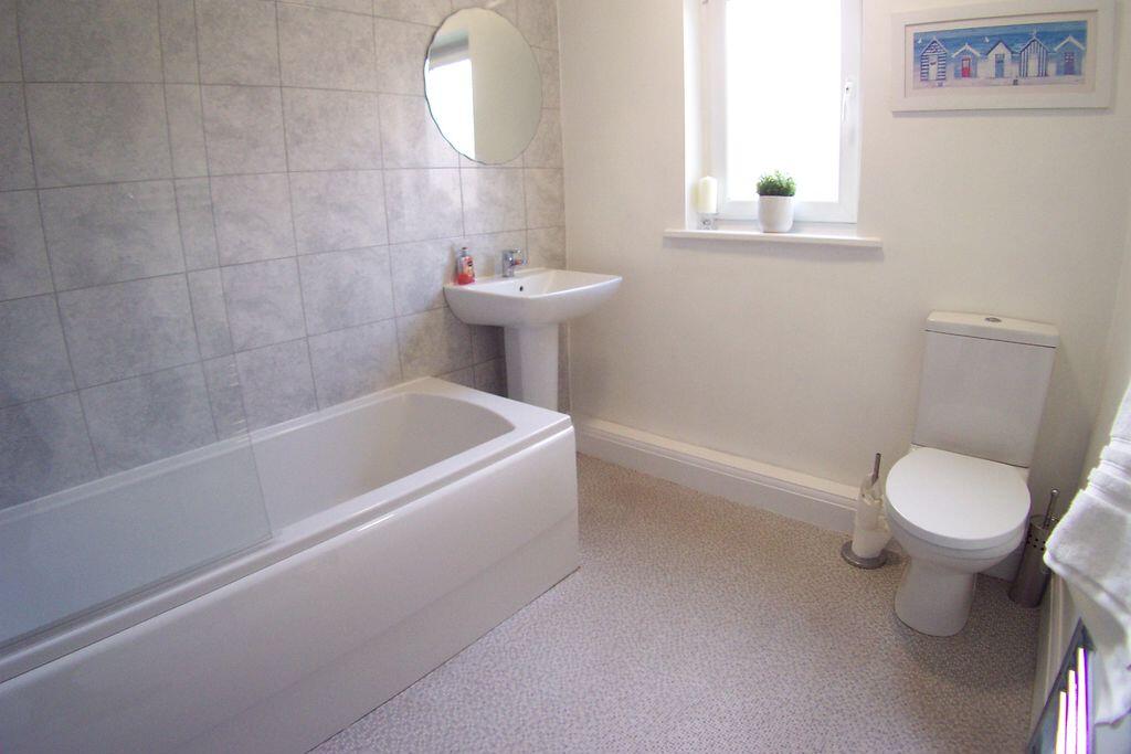 Norman View, Leeds - More