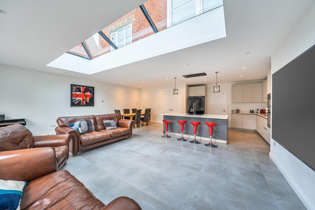 Main image of property: Chandos Court, Stanmore, Middlesex