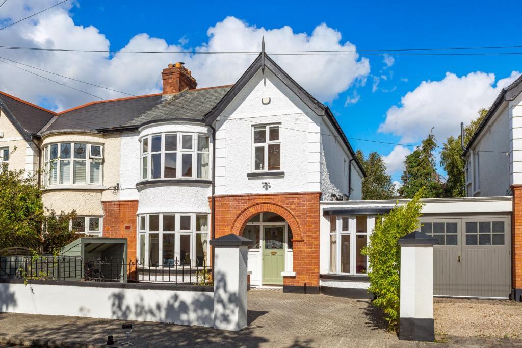 Main image of property: 20 St Alban's Park, Sandymount, Dublin 4, D04 E3W8