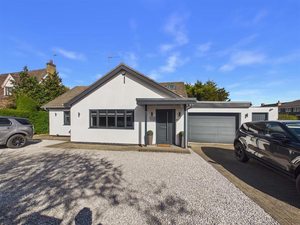 Main image of property: Elveley Drive, West Ella, Hull