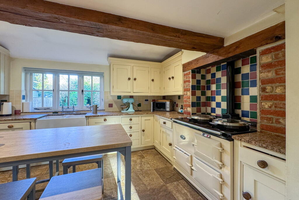 House in Alresford, Brown Candover - More