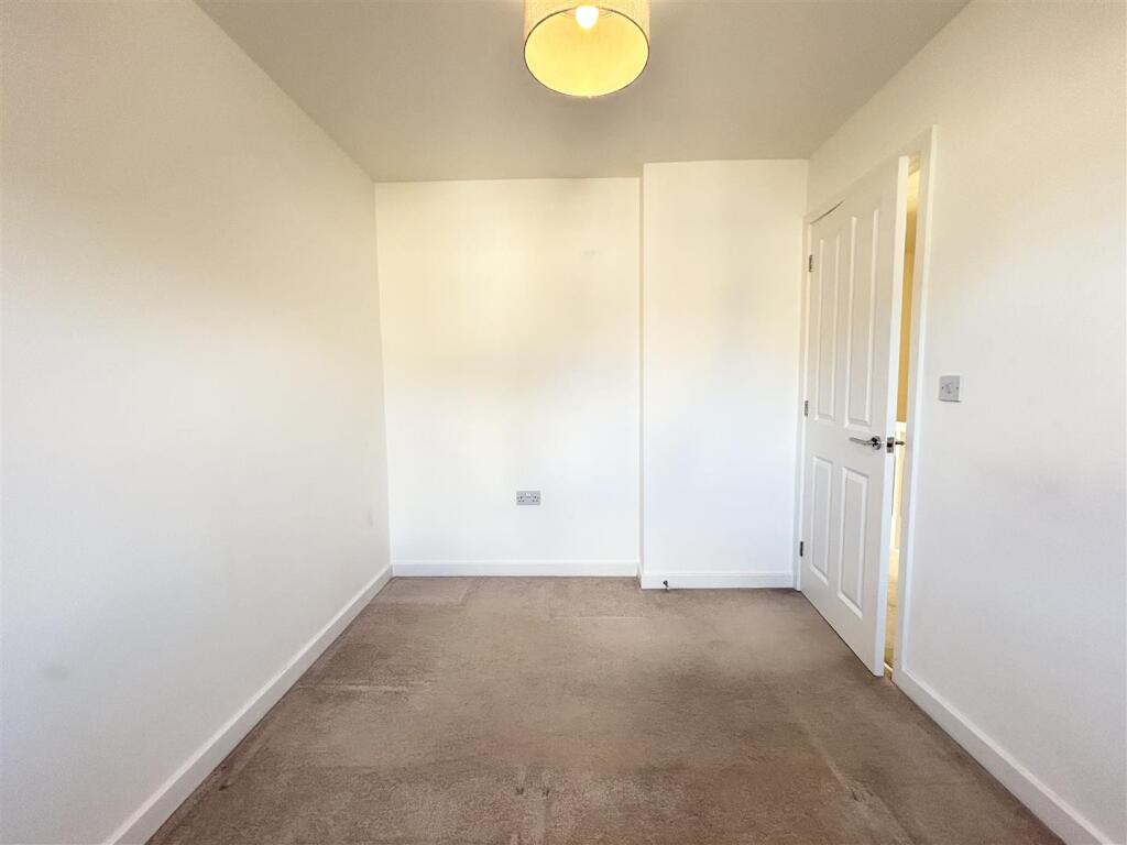 House in Harlow, Essex - View 4