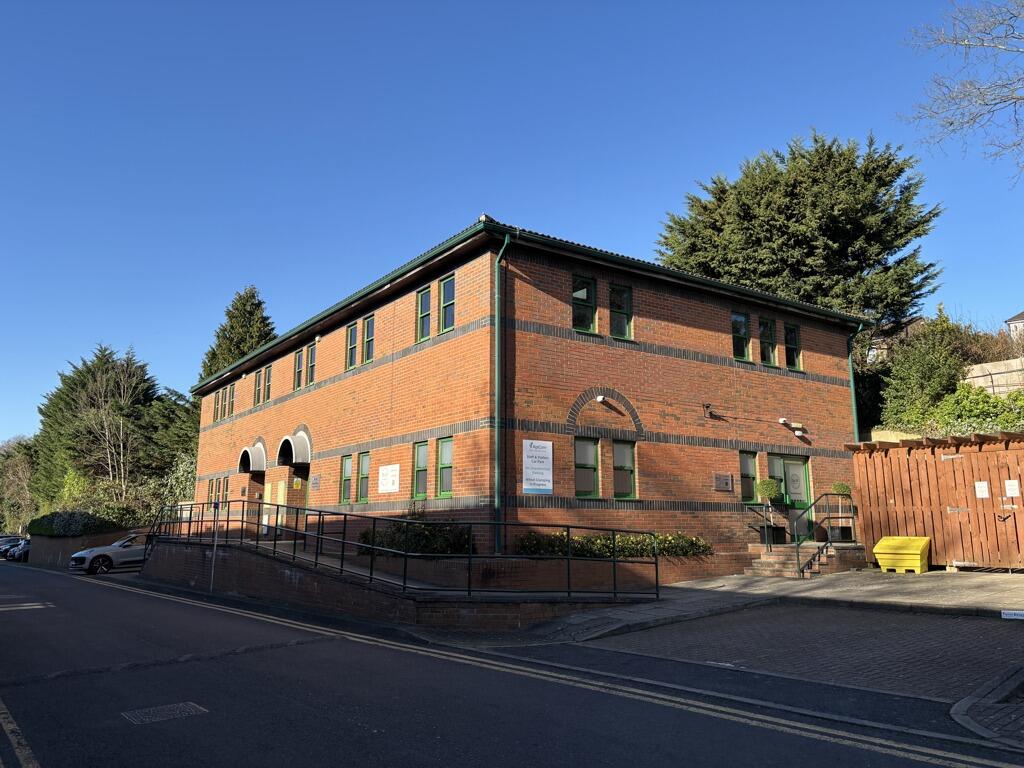 Main image of property: 6 Beaumont Gate, Shenley Hill, Radlett, Hertfordshire