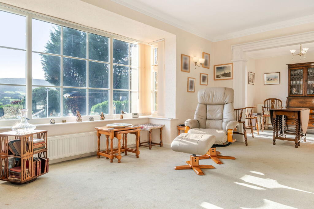 Park Road, Cross Hills, North Yorkshire, BD20 8BG photo 4