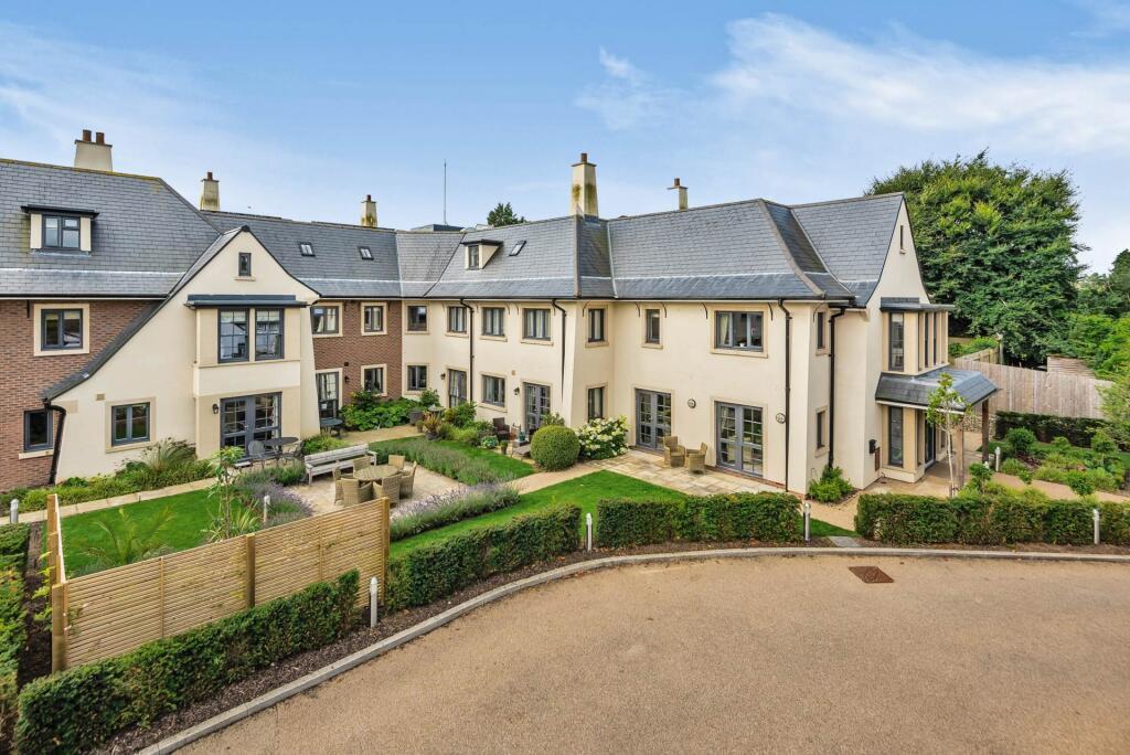 Main image of property: Fleur De Lis, Marlborough, SN8 2FN