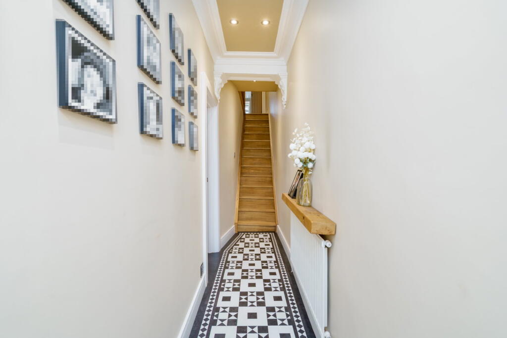 House in Stockport, Greater Manchester - View 4