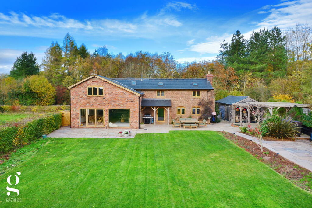 Main image of property: Hatfield HR6 0SQ