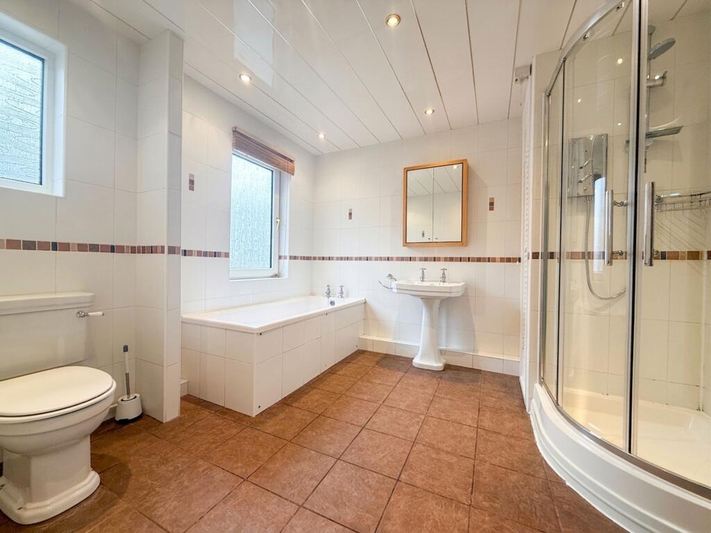 House in Newcastle upon Tyne - View 4