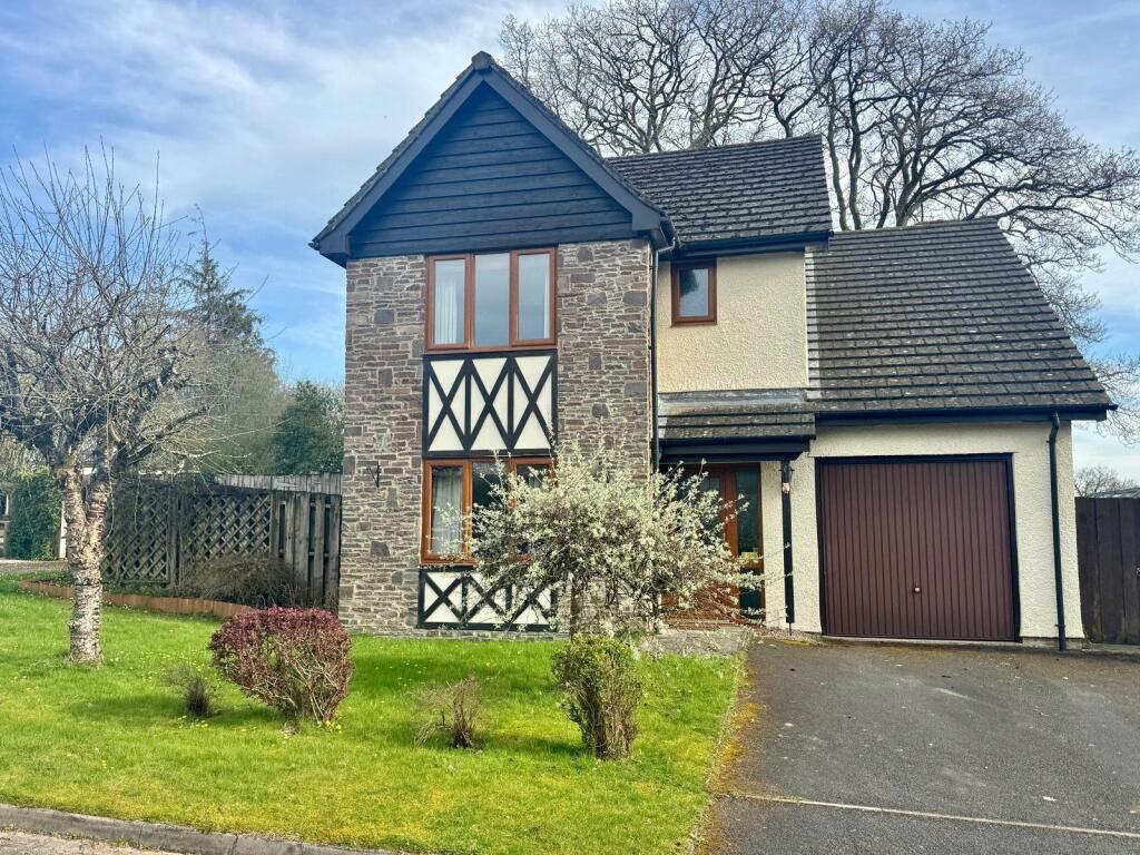 Main image of property: Lon Yr Afon, Newbridge-on-Wye, Llandrindod Wells, Powys