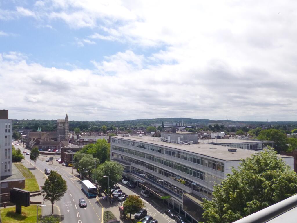 Apartment in Watford - View 4