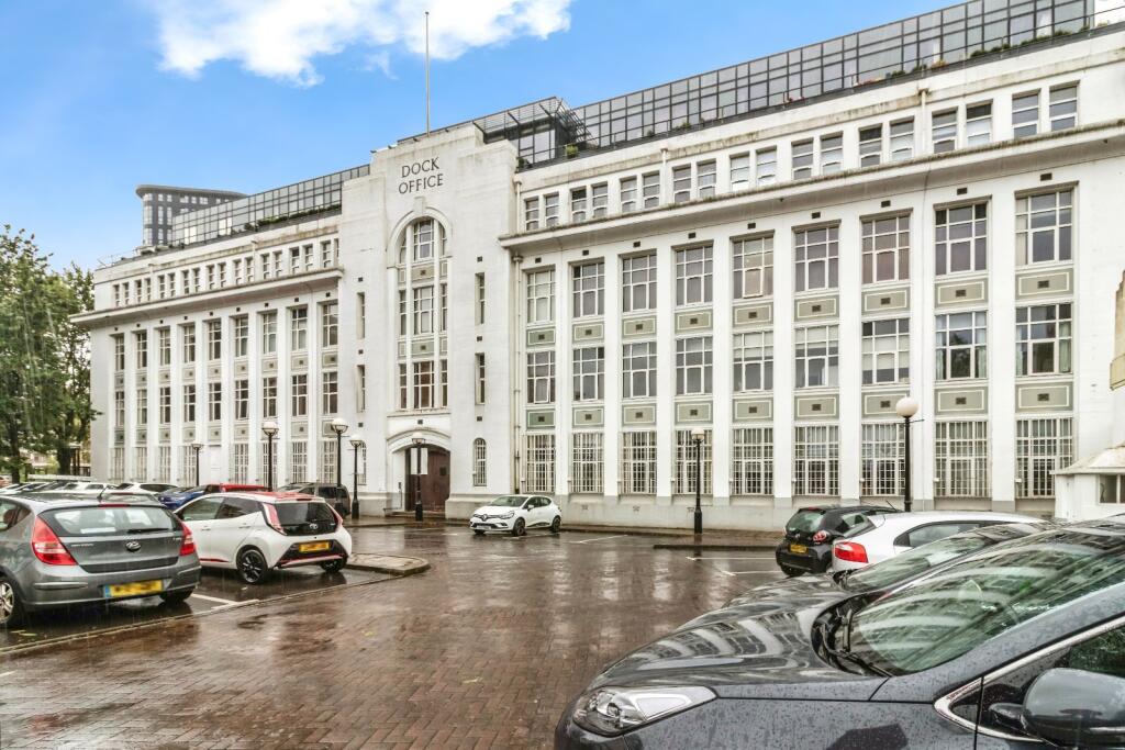 Main image of property: Furness Quay, Salford, Greater Manchester, M50