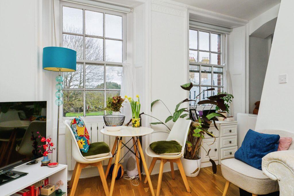 Apartment in Canterbury - More