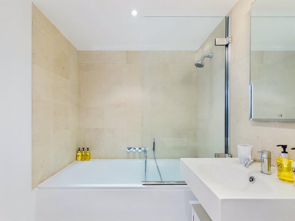 2 bedroom serviced apartment for rent