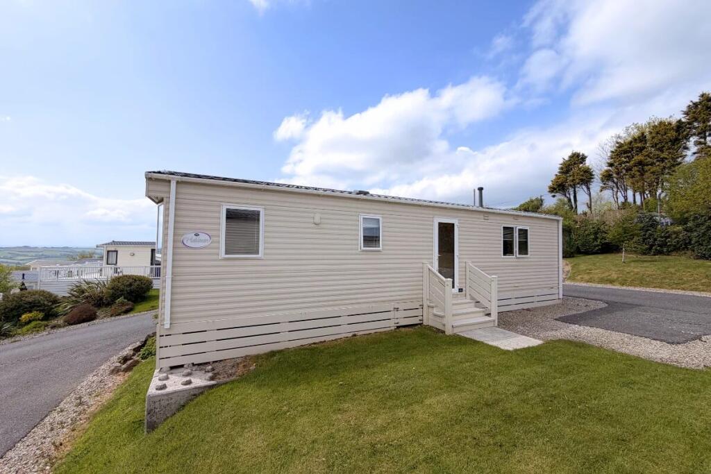 2-bed caravan on ABI Vista Platinum 2011, Tamar View Holiday Park, St. Anns Chapel, Gunnislake, Cornwall, PL17 8JA, £14,995