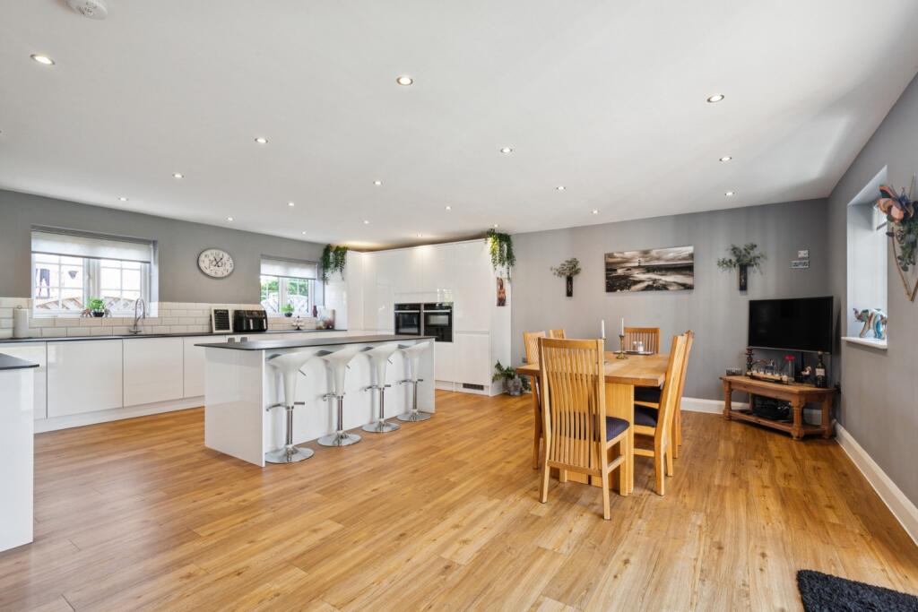 House in North Hertfordshire, Holwell - View 4