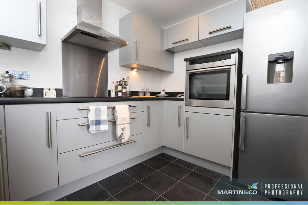 Apartment in Cardiff, Windsor Quay, Grangetown - View 5