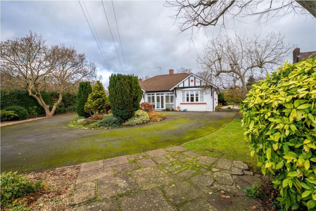 Main image of property: Lansdown Road, Abergavenny, NP7