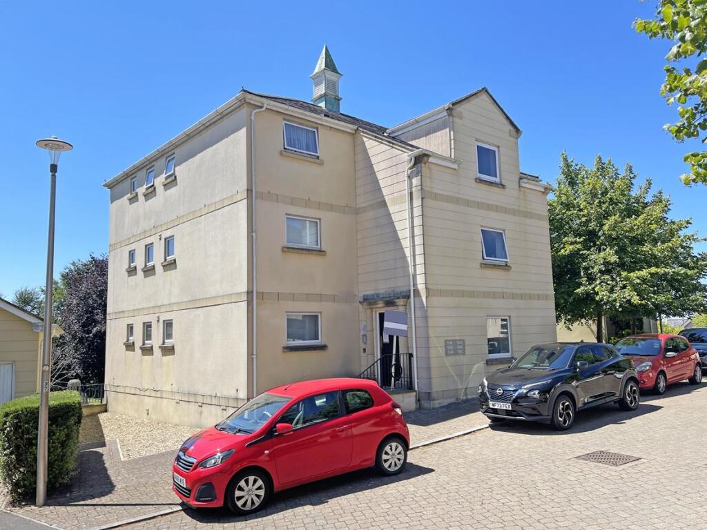 Main image of property: Aberdeen Avenue, Manadon Park, Plymouth