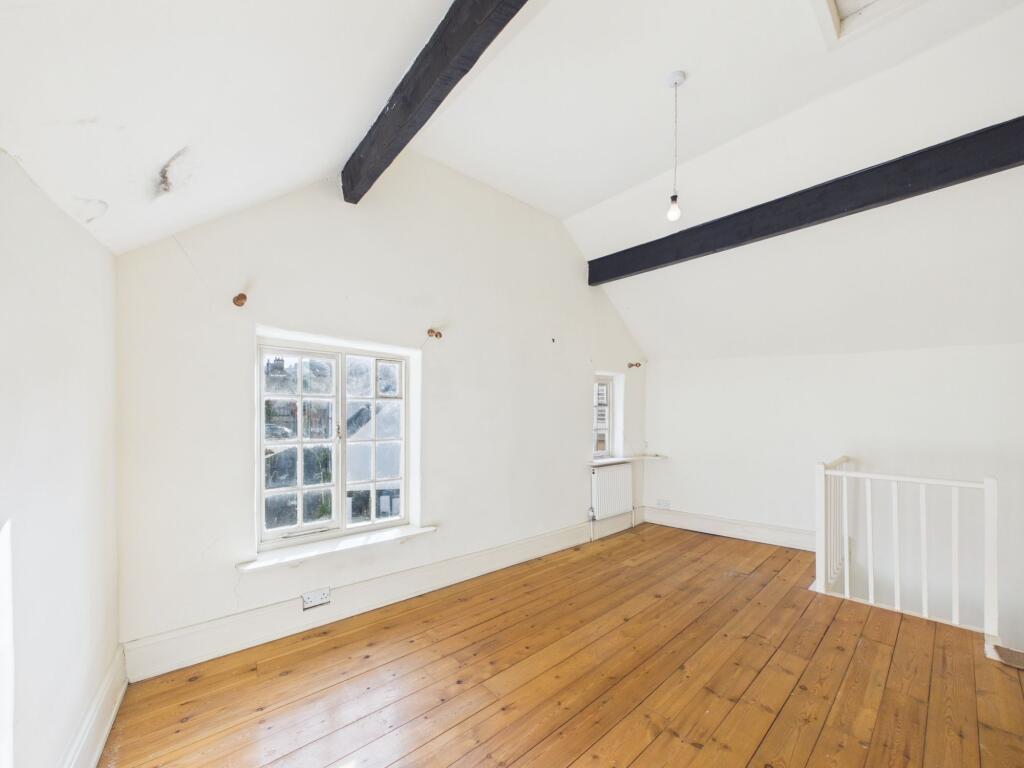 House in Derbyshire Dales, Wirksworth - View 4