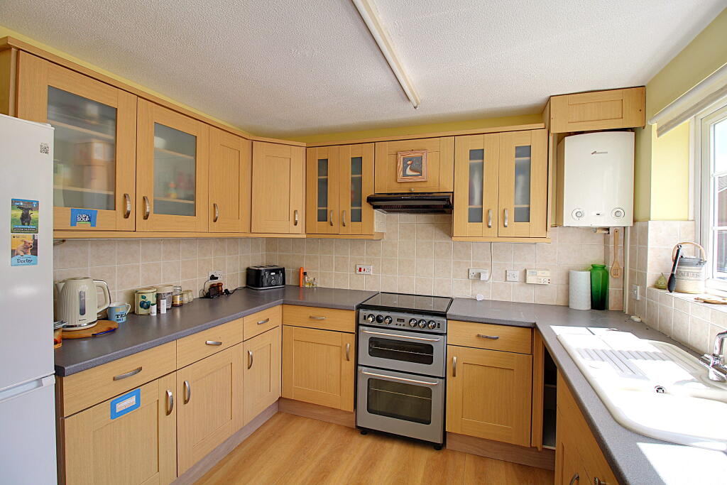 Hawthorn Rise, Hook - View 3