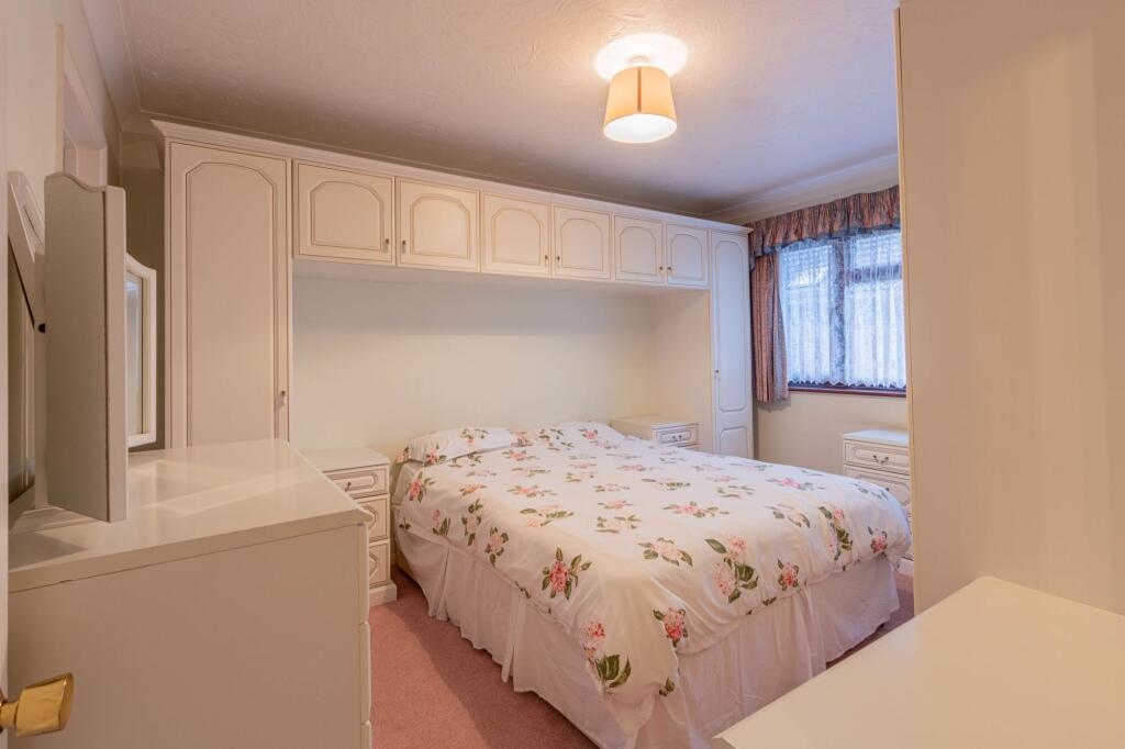 Sterling Close, Colchester, CO3 – další