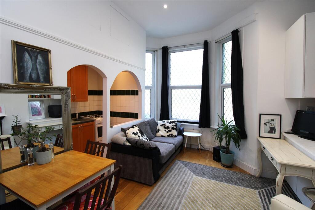 Main image of property: Central Hill, London, SE19