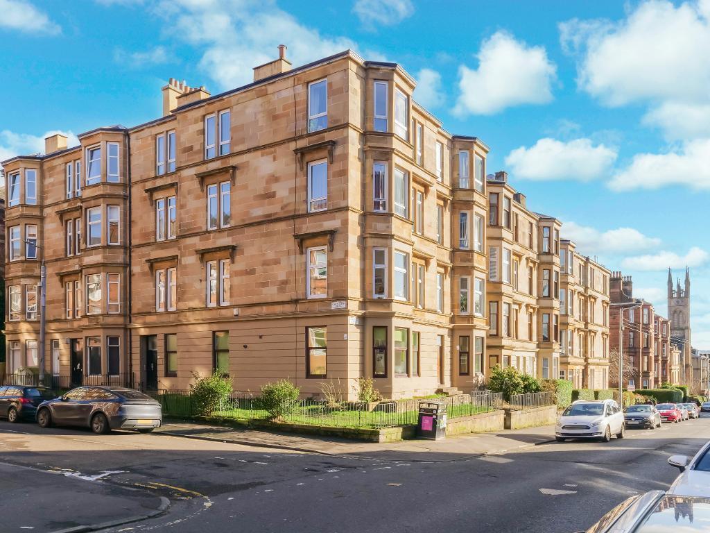 Main image of property: 118 Garthland Drive, Glasgow, G31 2SG