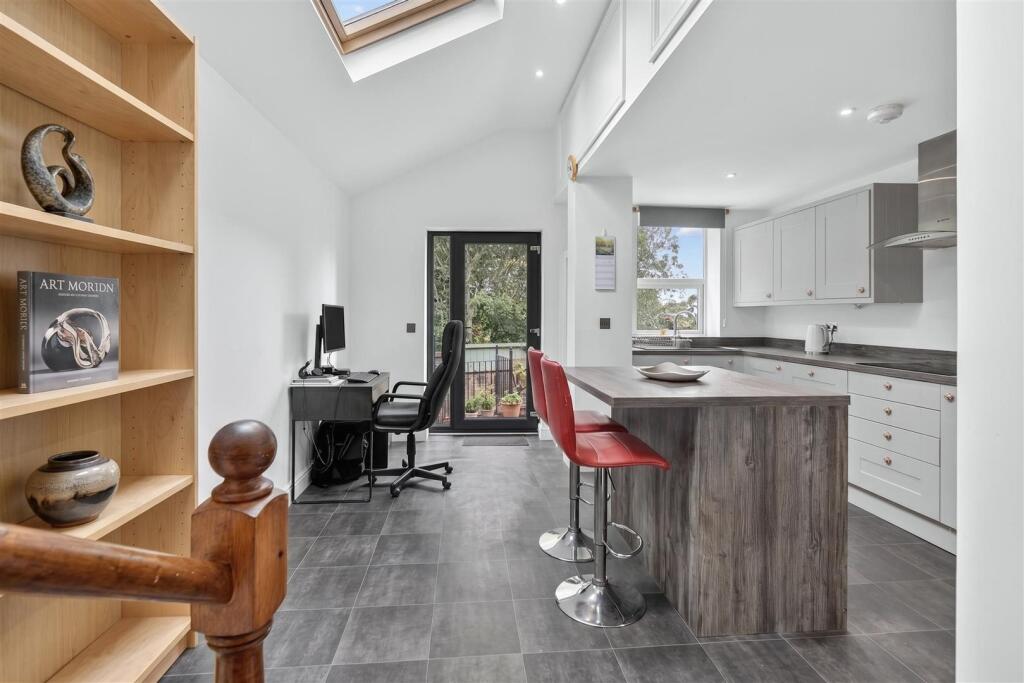 House in York - View 2