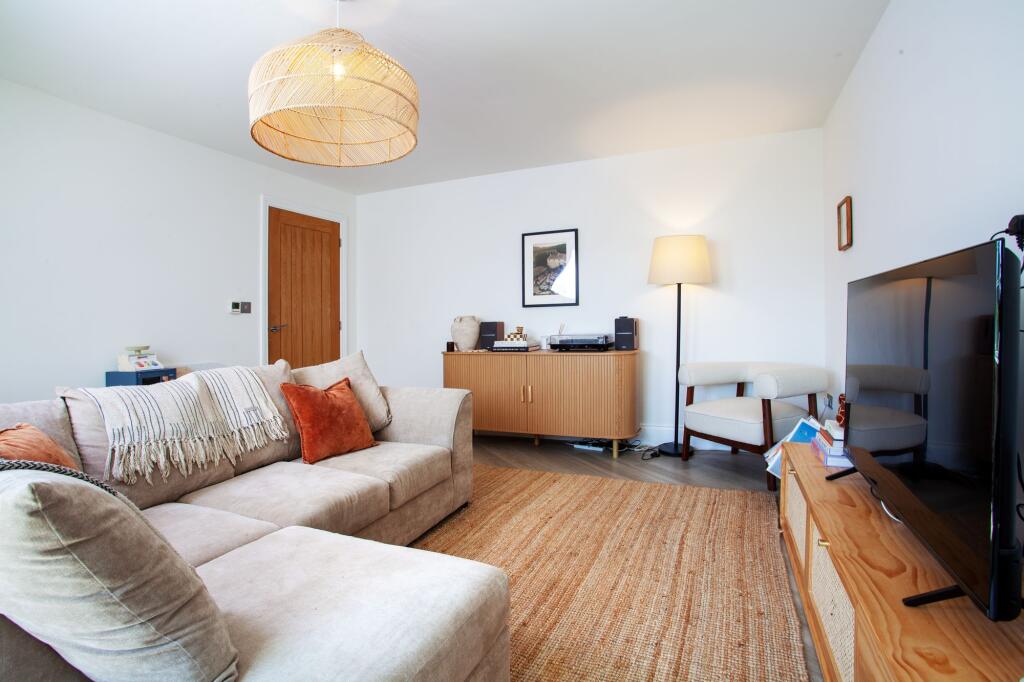 House in Truro - View 5