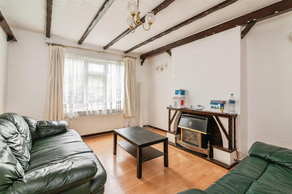 House in Nottingham, Lenton Abbey - View 3