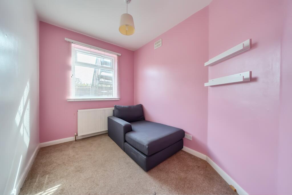Apartment in London - More