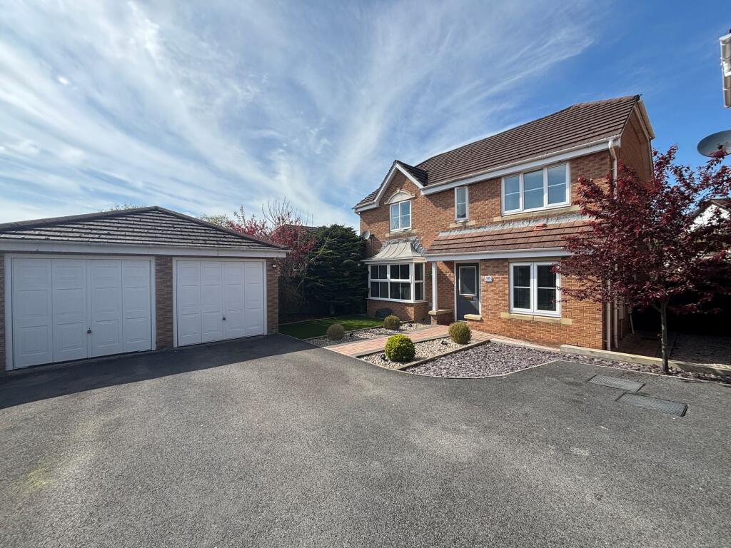 4-bed detached on Barry, CF63, £439,950