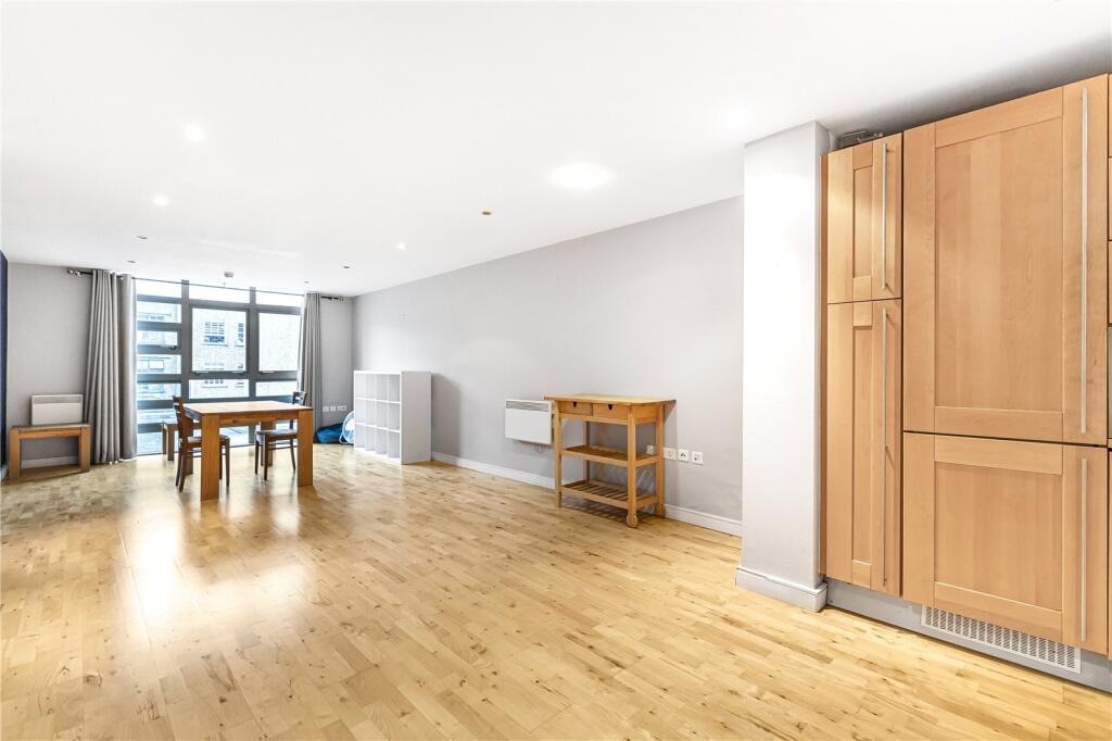 Apartment in London - View 3