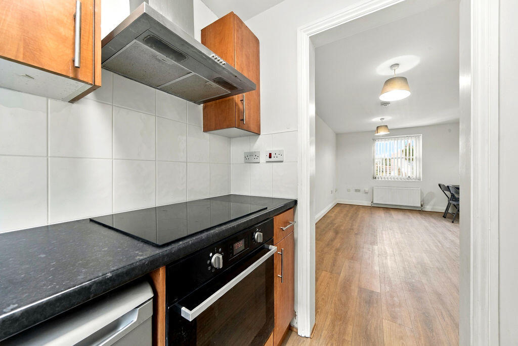Apartment in London - More