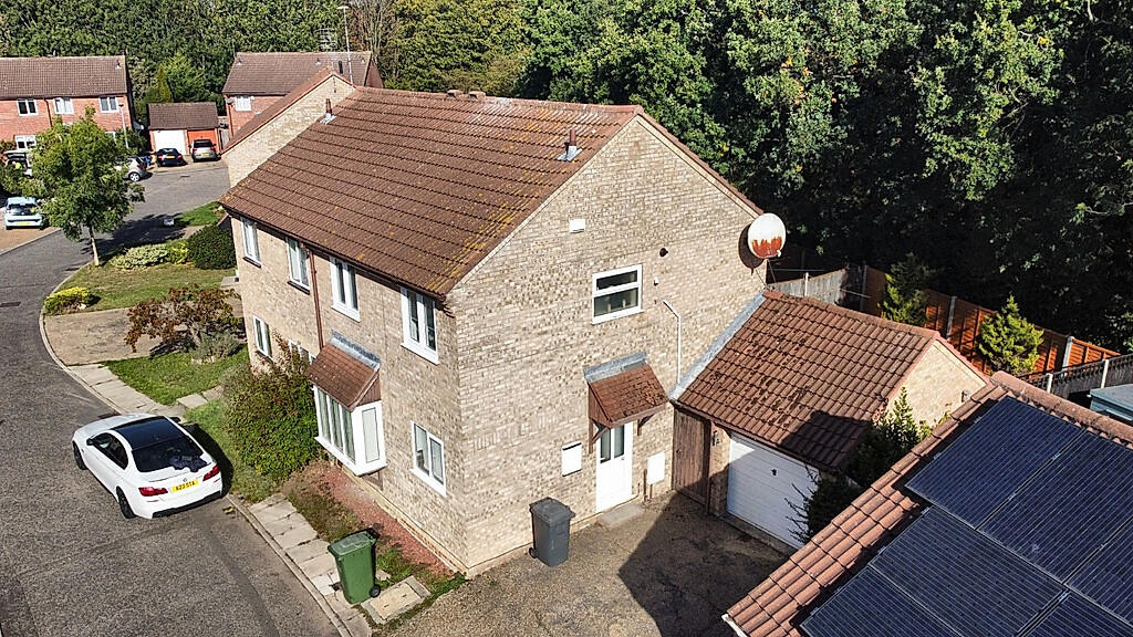 2-bed semi-detached on 32 Sellers Grange, Peterborough, PE2 5XX, £185,000