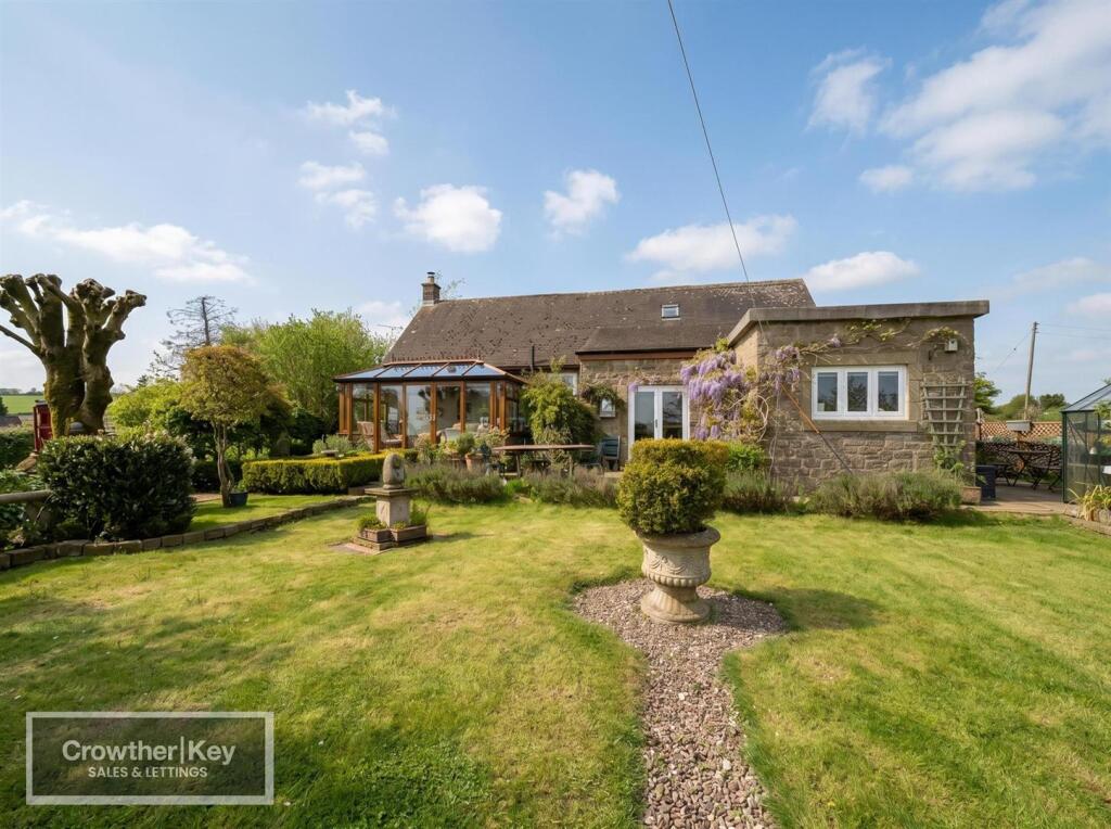 Cross Lane, Monyash, Bakewell photo 4